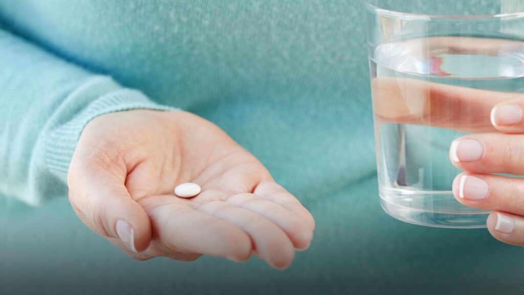 pills medicine aspirin