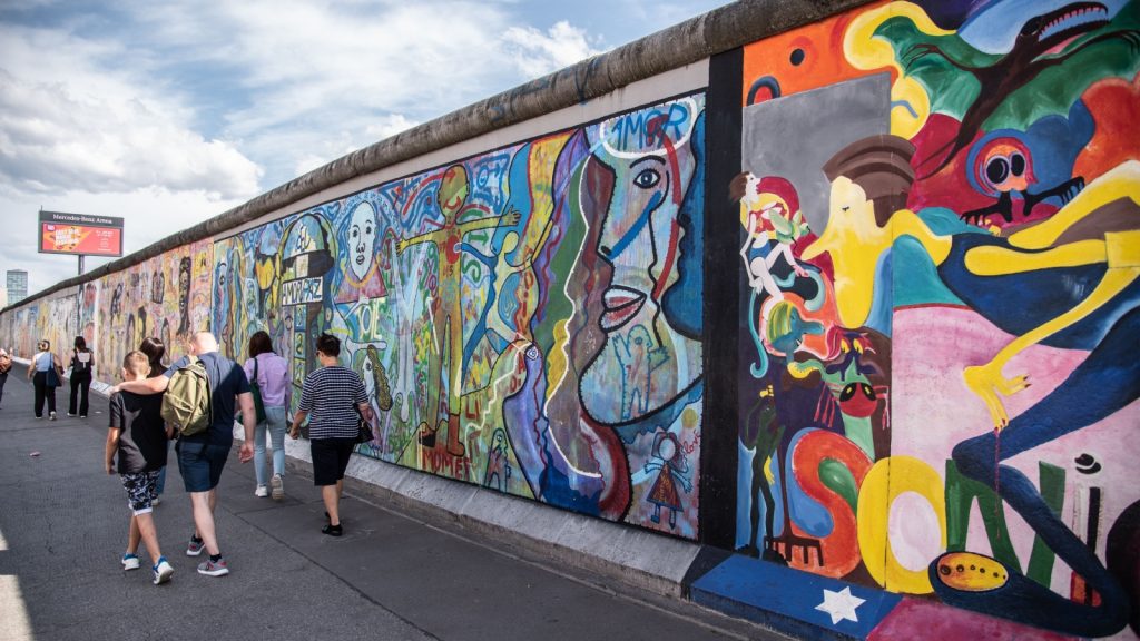 Berlin wall Germany art paint graffiti